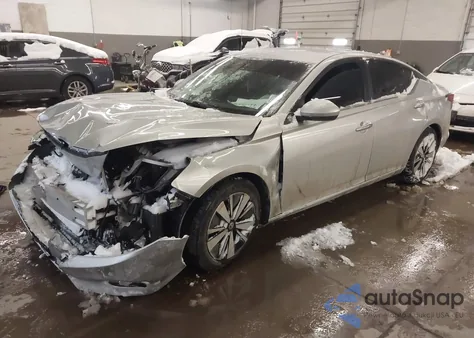 2022 Nissan Altima Sv Fwd z USA, uszkodzony, nr VIN 1N4BL4DV1NN355692